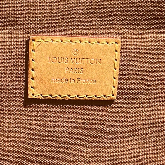 Authentic Louis Vuitton Lock It Horizontal Shoulder Bag LV Monogram Brown Tan - Picture 10 of 17